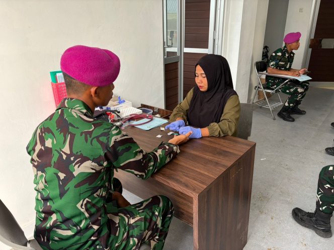 
					Wujud Kepedulian Marinir di Tanah Papua, Prajurit Pasmar 3 Ulurkan Tangan Lewat Donor Darah