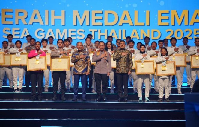 
					Kapolri Beri Apresiasi ke Atlet Polri dan Non-Polisi yang Berprestasi di Sea Games 2025