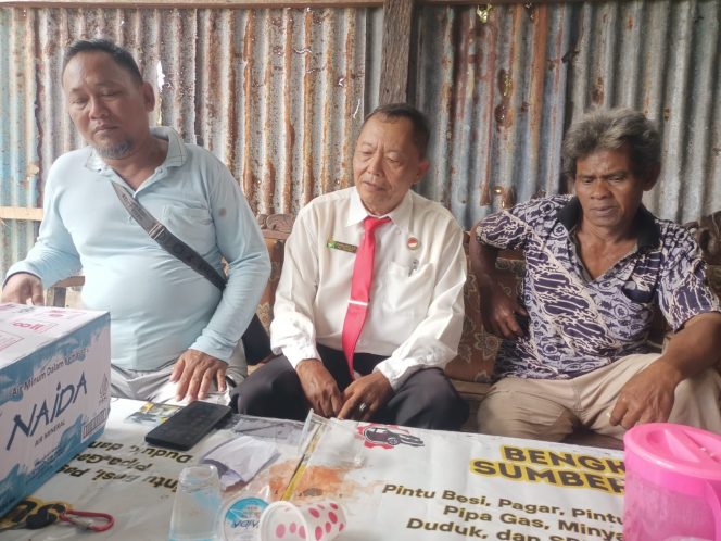 
					Sudah Empat Kali Lewat Mediasi Lewat Kelurahan Mentawa Baru Ketapang Bahkan cek Langsung Pengukuran Tim Penyelesaiaan Sengketa tanah Indra Setiawan Masih Buntu