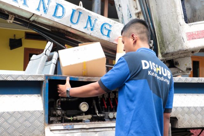 
					Dishub Bandung Beautifikasi PJU di 18 Ruas Jalan, 9 Titik Mulai Dibangun 2026