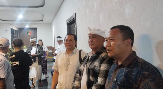 
					Aksi Saling Lapor Pihak Timor Leste dan Gus Kris Berlanjut