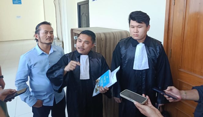 
					Pengacara Budi Mohon Presiden Hingga Kejagung Periksa Oknum Jaksa yang  Tak Jalankan KUHP Baru