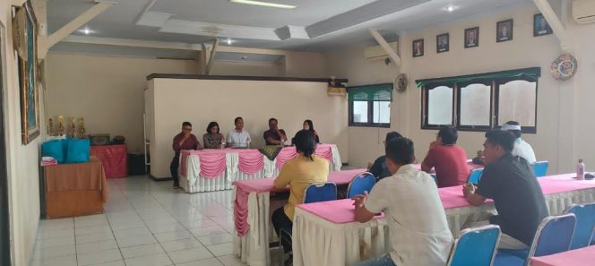 
					Program Minggu Kasih, Ditintelkam Polda Bali Menyampaikan Pesan Aspirasi dari Masyarakat