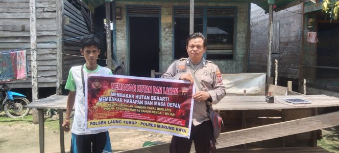 
					Bhabinkamtibmas Muara Maruwei Sosialisasi Larangan Karhutla