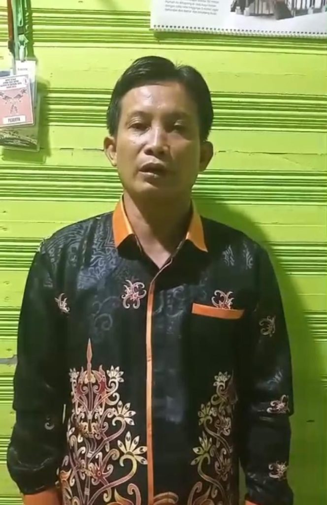 
					Tokoh Masyarakat Tanah Siang Dukung Kedudukan Polri Tetap di Bawah Presiden