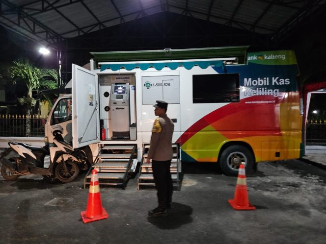 
					Polsek Sukamara Laksanakan Patroli Malam di ATM Bank Kalteng untuk Ciptakan Keamanan dan Kelancaran Aktivitas Warga