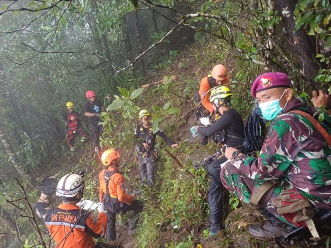 
					Mendaki Medan Terjal Sekalipun, Kemanusiaan Selalu Menjadi Arah Pengabdian