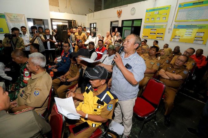 
					Wali Kota Bandung Fokus Benahi RW di Pakemitan, Banjir Jadi Perhatian Utama