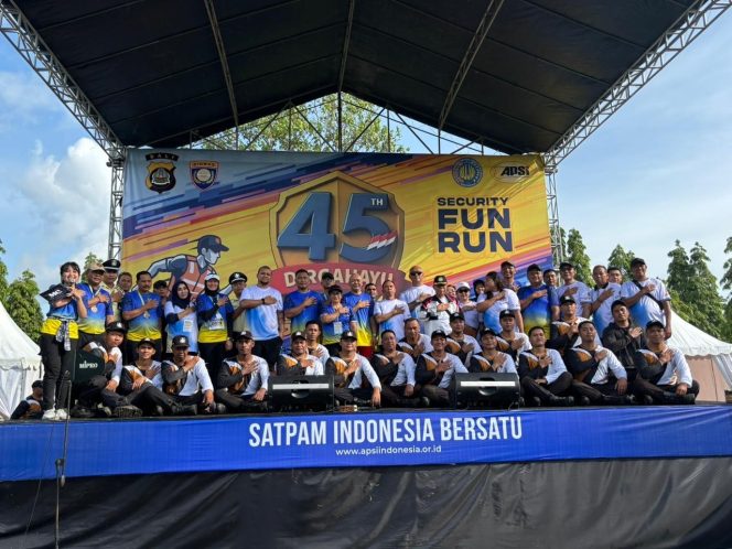 
					Dirbinmas Polda Bali Buka Fun Run 5K HUT Ke-45 Satpam di Bali Meriahkan Tahun Baru 2026