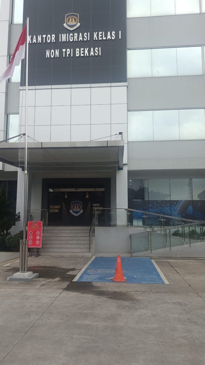 
					Kantor Imigrasi Bekasi Imbau Pemohon Paspor Segera Ambil Paspor untuk Hindari Pembatalan