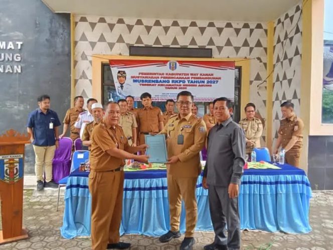 
					Infrastruktur Jalan Jadi Prioritas, Sekda Way Kanan Buka Musrenbang Kecamatan Negeri Agung