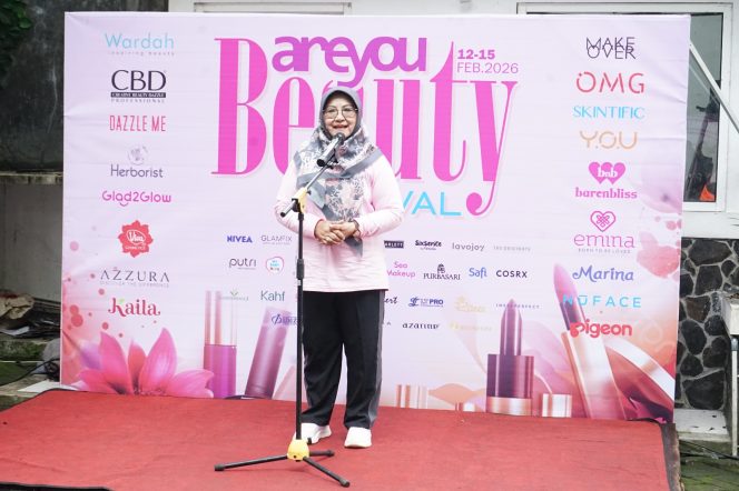 
					Perayaan HUT ke-9 Are You Cosmetics: Sinergi Ekonomi Kreatif dan Pemberdayaan Masyarakat Magetan