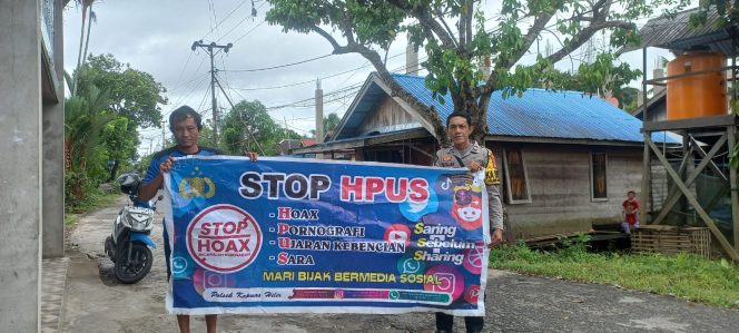 
					Cegah Penyebaran Berita Hoaks Di Masyarakat Polsek Kapuas Hilir Rutin Sosialisasikan Himbauan Anti Hpus
