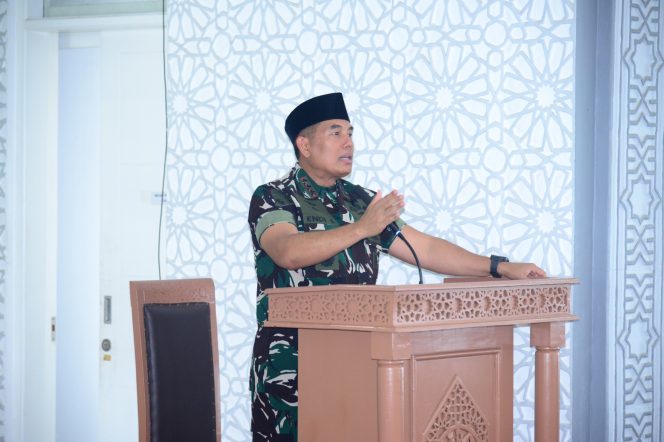 
					Meneguhkan Hati di Bulan Suci, Pangkormar Pimpin Kultum Penuh Penuh Inspirasi