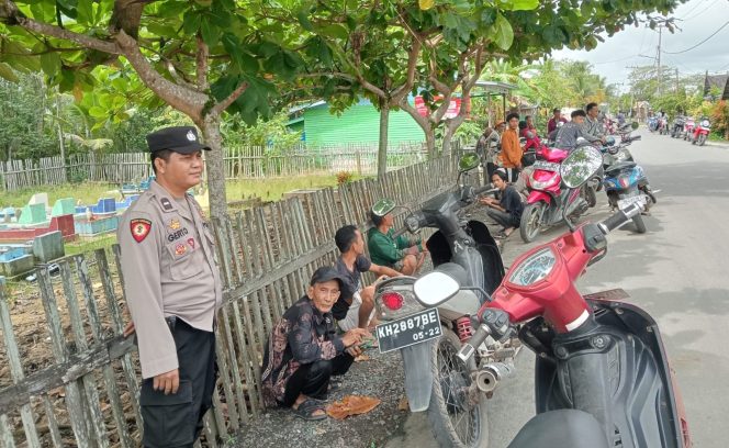 
					Jaga Kamtibmas Tetap Kondusif, Polsek Kapuas Barat Gelar Patroli Dialogis di Kelurahan Mandomai