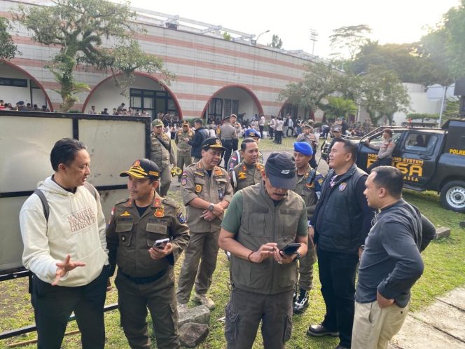 
					Negara Hadir di Kebun Binatang Bandung: Satwa Diselamatkan, Aset Daerah Diamankan