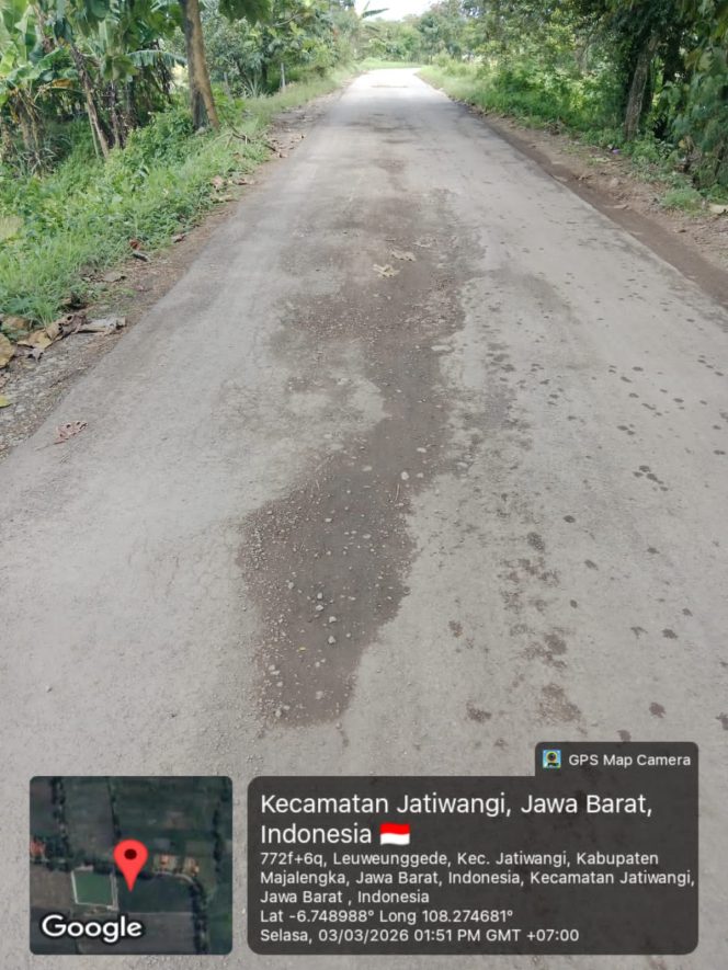 
					Uang Negara Ratusan Juta Kok Dipakai Main-Main? Hotmix Jalan Leweunggede Belum Genap Setahun Aja Sudah Rusak dan Berlubang