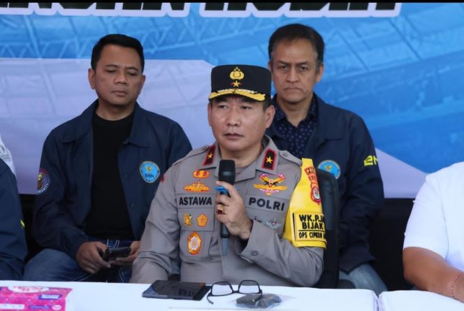 
					Wakapolda Bali Hadiri Konferensi Pers Pengungkapan Clandestine Lab Narkotika Jenis Mephedrone Jaringan Internasional