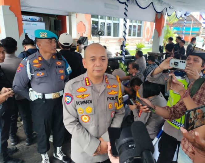 
					Dukung Gerakan Pangan Murah, Polda Bali Salurkan 16 Ton Beras Untuk Masyarakat