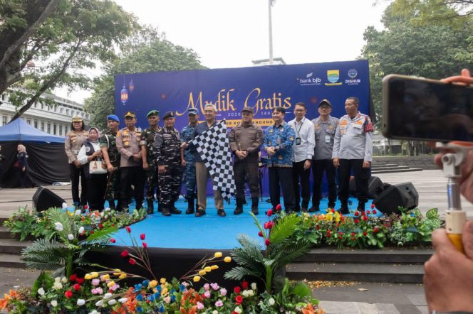 
					Lepas 259 Pemudik Gratis, Wali Kota: Pulang Kampung Dorong Perputaran Ekonomi