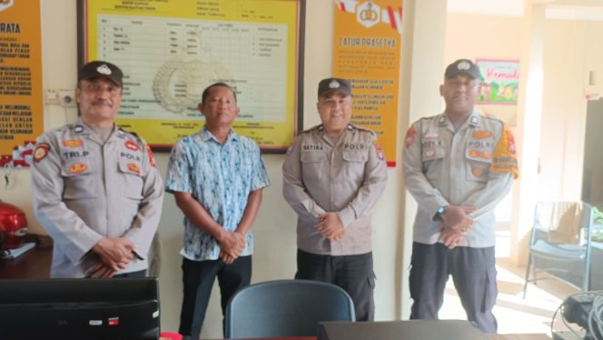 
					POLSEK KAPUAS TIMUR RUTIN LAKSANAKAN SIAGA PENJAGAAN MAKO, CEGAH ANCAMAN MAUPUN GANGGUAN KAMTIBMAS