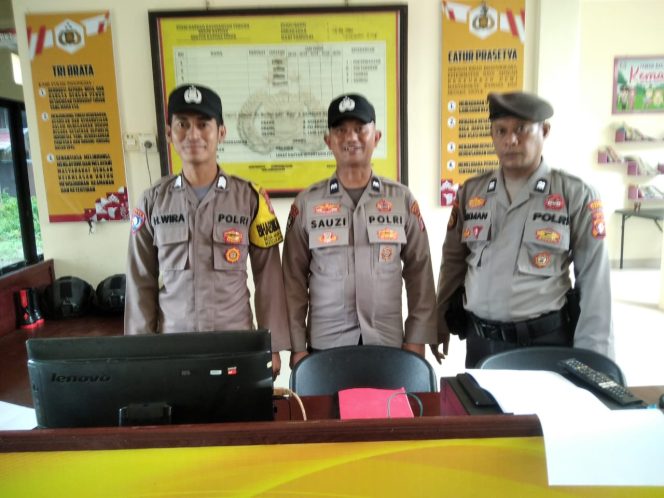 
					POLSEK KAPUAS TIMUR RUTIN LAKSANAKAN SIAGA PENJAGAAN MAKO, CEGAH ANCAMAN MAUPUN GANGGUAN KAMTIBMAS