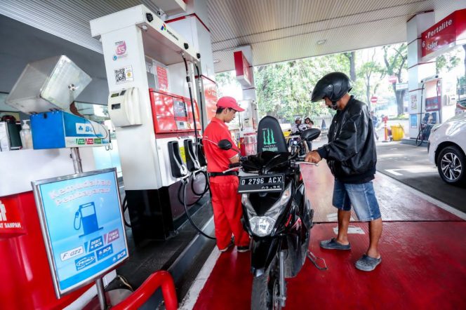 
					Farhan Pastikan BBM Aman, Warga Diimbau Tenang