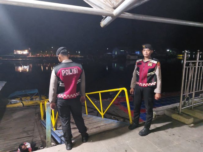 
					Jaga Kondusivitas Wilayah, Sat Samapta Patroli di Pelabuhan Speed Boat Sukamara