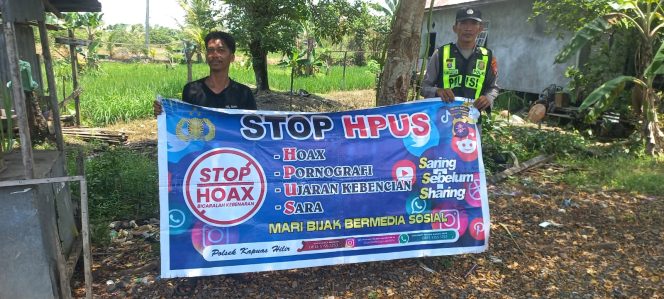 
					Cegah Hoaks Di Masyarakat Polsek Kapuas Hilir Rutin Sosialisasikan Himbauan Anti Hpus 