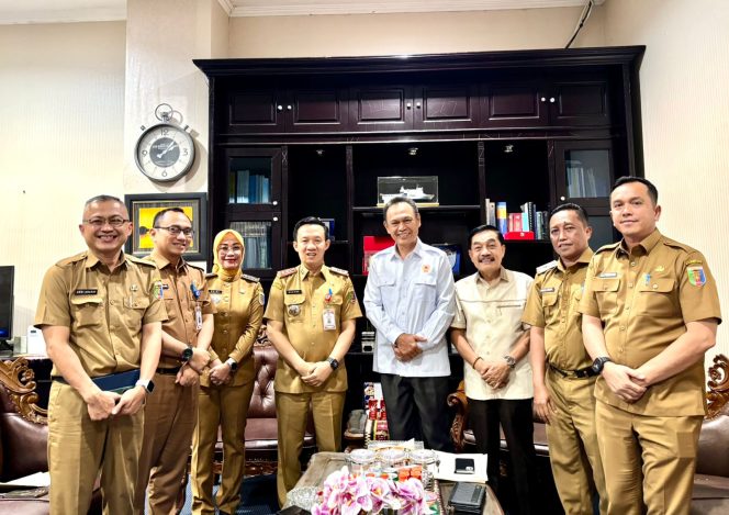 
					Lampung Bersiap Jadi Tuan Rumah PON 2032: KONI dan Sekdaprov Perkuat Sinergi