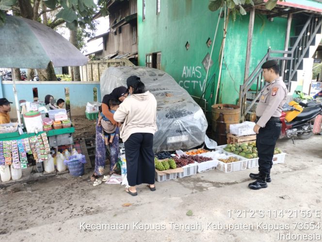 
					Berikan Imbauan kantibmas kepada warga di lakukan piket Polsek Kapuas Tengah.