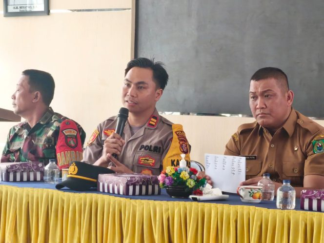
					POLSEK KAPUAS TIMUR MELAKSANAKAN RAPAT KOORDINASI PENANGANAN ODGJ DI KECAMATAN KAPUAS TIMUR