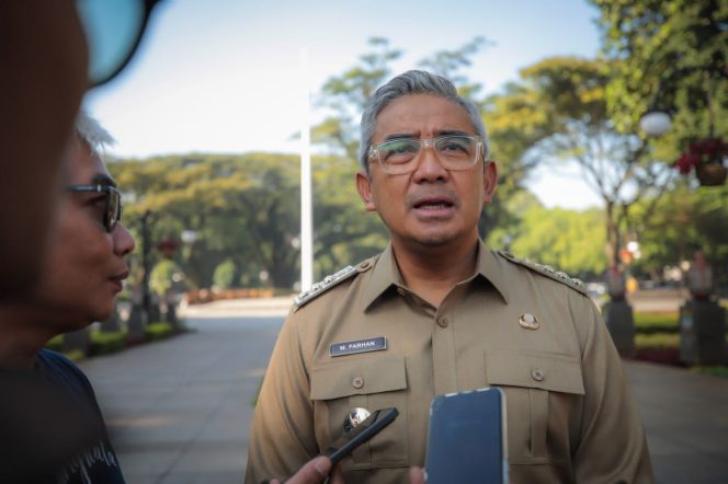 
					Sapu-sapu Kota: ASN Hingga Lurah Wajib Turun Lapangan Bersihkan Sampah