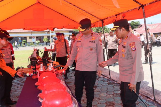 
					Kunker ke Murung Raya, Wakapolda Kalteng Cek Kesiapan Sarpras Penanggulangan Bencana Alam