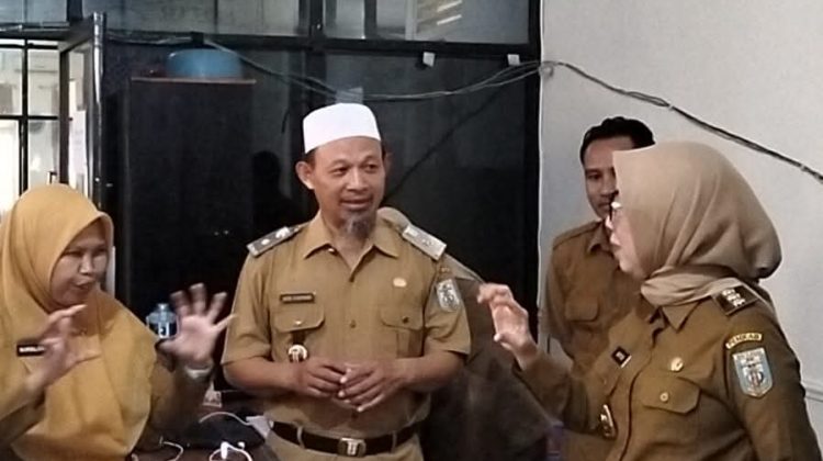 Terima Kunjungan Kerja Bupati, Kadisdukcapil Way Kanan Pastikan Seluruh Layanan Adminduk Gratis