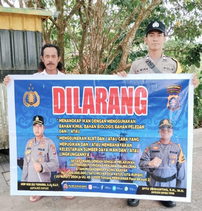 
					Cegah Perusakan Ekosistem Perairan, Polsek Kapuas Timur Sosialisasikan Bahaya Illegal Fishing untuk Keberlanjutan