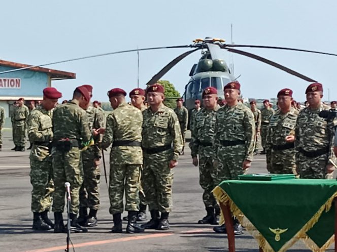 
					SERAH TERIMA JABATAN DANLANUDAD GATOT SOEBROTO PUSPENERBAD