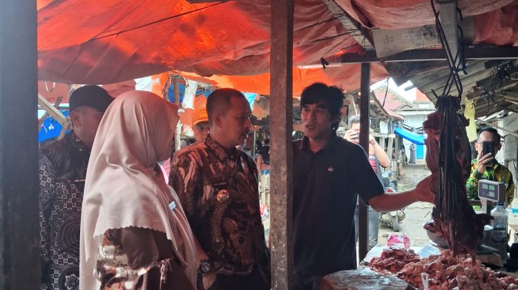 Menjelang Idul Adha, Harga Bapokting di Way Kanan Relatif Stabil