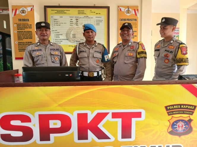 
					POLSEK KAPUAS TIMUR RUTIN LAKSANAKAN SIAGA PENJAGAAN MAKO, CEGAH ANCAMAN MAUPUN GANGGUAN KAMTIBMAS
