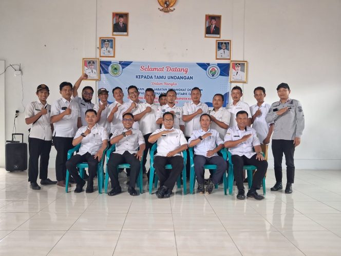 
					Pisah Sambut di Rakor Bulanan Desa Gewok, Mimin Muslimin Naik Sekdes, Usnadiyansah Resmi Jabat Kasi Pem