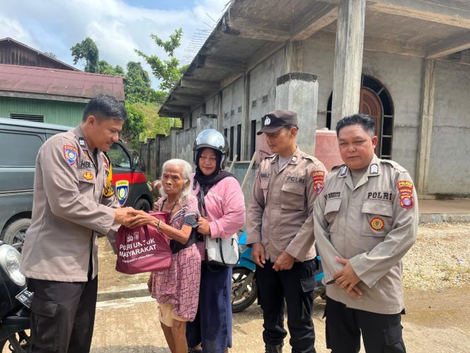 
					Polres Barito Utara Tunjukkan Kepedulian Lewat “Jum’at Peduli”, Perkuat Kamtibmas dan Kedekatan dengan Masyarakat