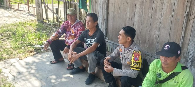 
					Ciptakan Harkamtibmas Tetap Kondusif Polsek Kapuas Hilir Rutin Laksanakan Patroli Siang