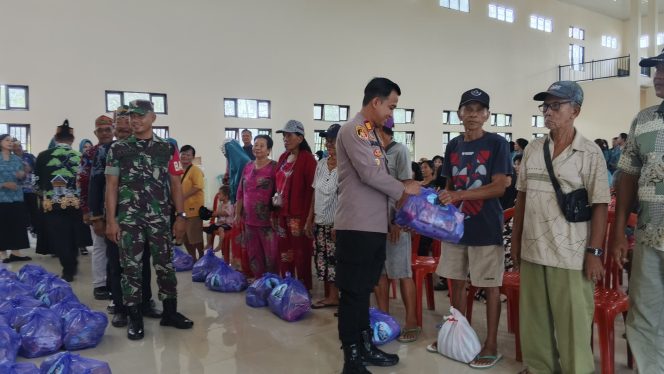 
					KAPOLSEK KAPUAS TENGAH HADIRI KUNJUNGAN KERJA KETUA TP PKK KABUPATEN KAPUAS TAHUN 2026 DALAM RANGKA KEGIATAN PENGUATAN 10 PROGRAM POKOK PKK KECAMATAN KAPUAS TENGAH