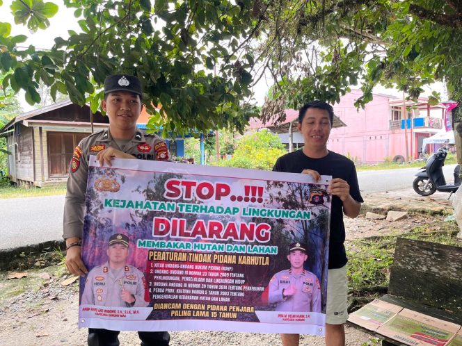 
					Jaga Udara Tetap Sehat, Personel Polsek Rungan Edukasi Warga tentang Dampak Buruk Karhutla