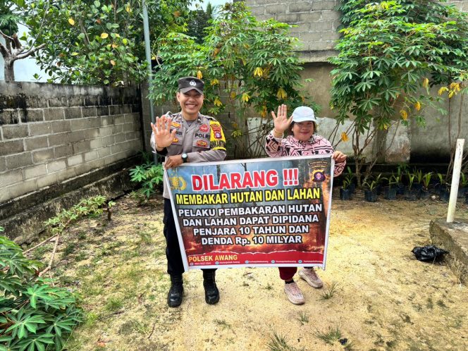 
					**Hadapi Musim Kemarau, Polsek Awang Gencarkan Sosialisasi Karhutla ke Warga Hayaping**