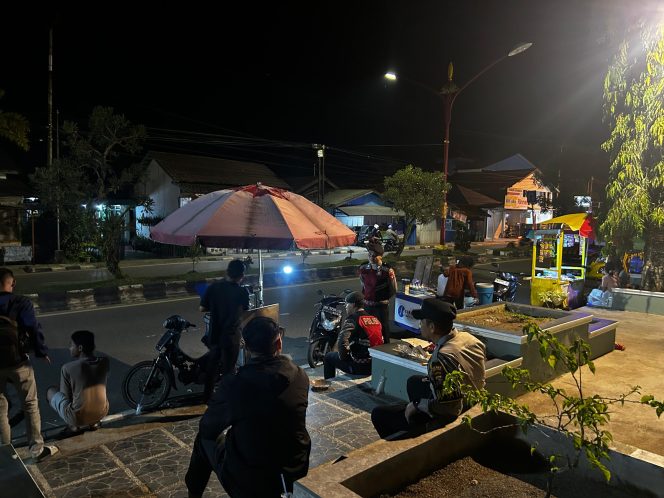 
					Himbauan Kamtibmas kepada Pedagang Telur Gulung di Depan SDN-3