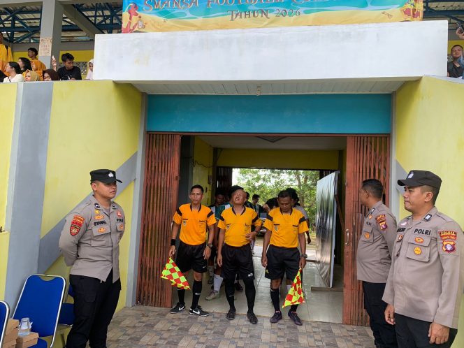 
					Polres Kobar Kawal Ketat Turnamen SMANSA Football Competition 2026, Pertandingan Hari Pertama Berjalan Aman