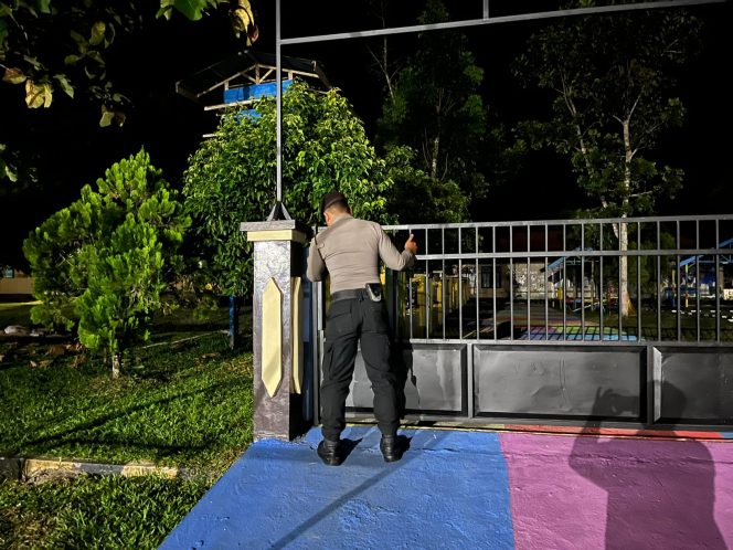 
					Satsamapta Polres Bartim Lakukan Patroli Mako di TK Bhayangkari