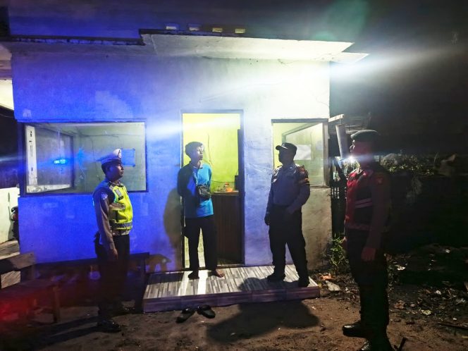 
					PATROLI DIALOGIS PRESISI POLRES SERUYAN SAMBANG POS KAMLING, BINA KEAMANAN SWAKARSA MASYARAKAT