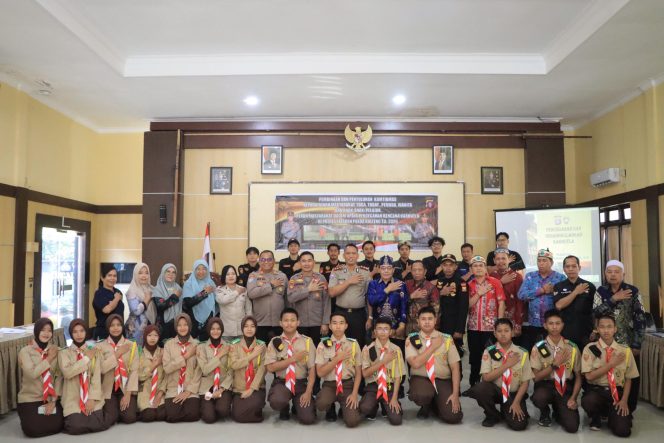 
					DITBINMAS POLDA KALTENG GELAR SUPERVISI FKPM DAN PEMBINAAN TOGA TOMAS TODAT DI POLRES SERUYAN